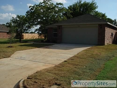 2nd image of 338 Billingslea Dr