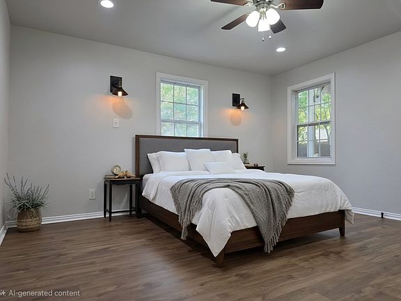 5th image of 1405 Oak St