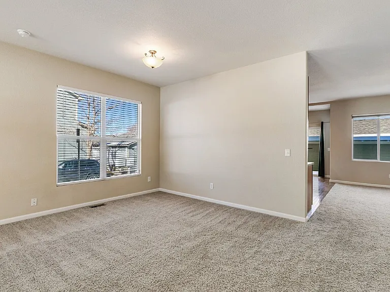 2208 Gilpin Ave — Photo 7