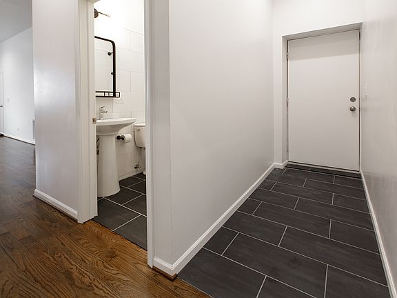 5th image of 2216 W Taylor St Suite 1F