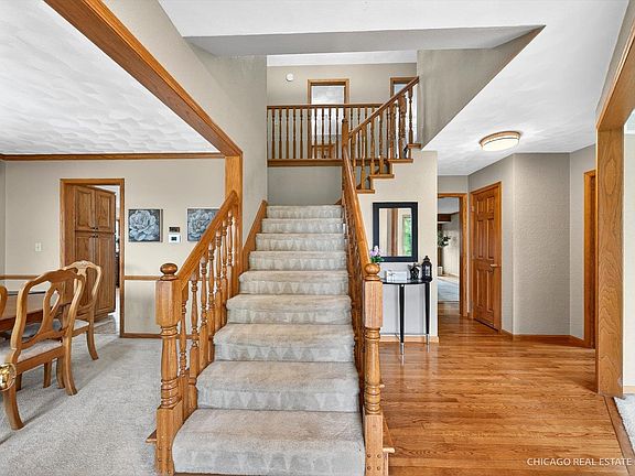 5th image of 7231 Barngate Dr