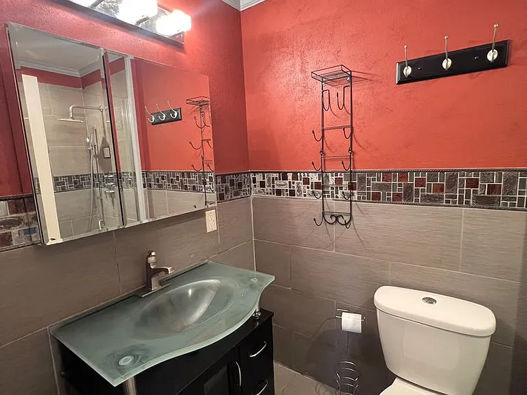 204 Heritage Blvd — Photo 7