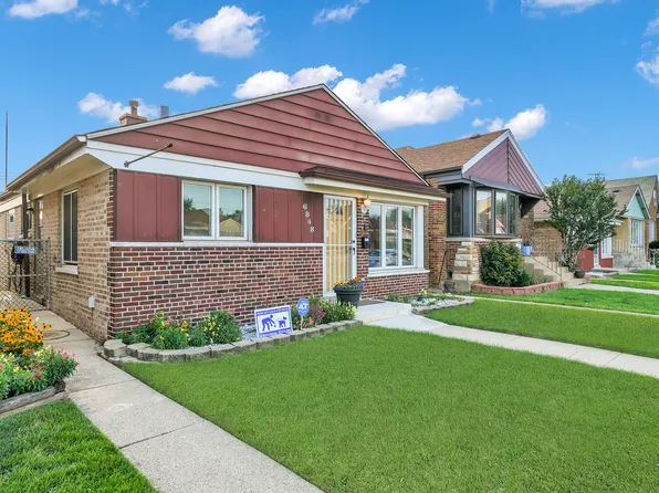 6848 S Tripp Ave, Chicago, IL 60629