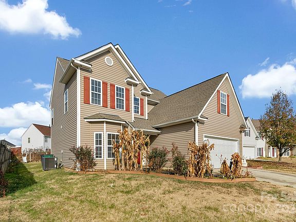 3rd image of 7027 Napton Ct