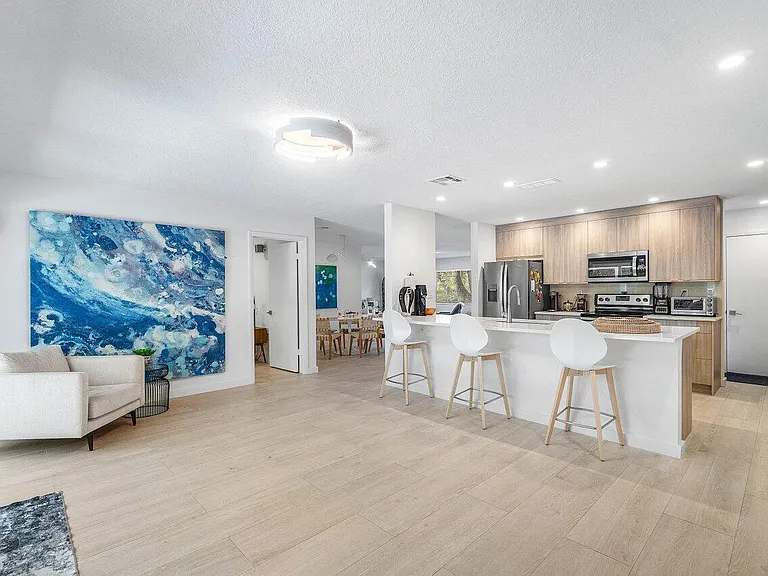 5903 N Ocean Blvd — Photo 7