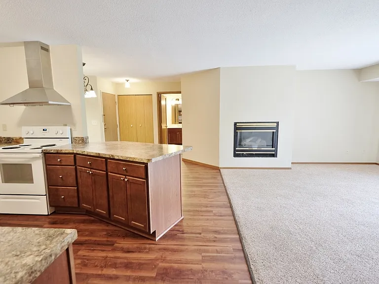 Parkside Apartments — Photo 23