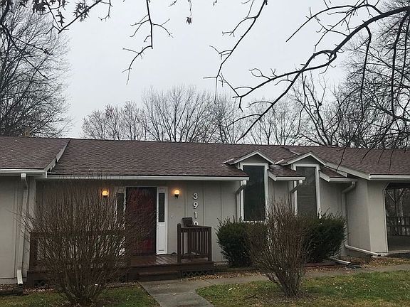 2nd image of 3910 S Crysler Ave