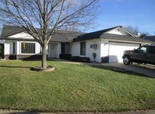 1925 Charade Way, Redding, CA 96003