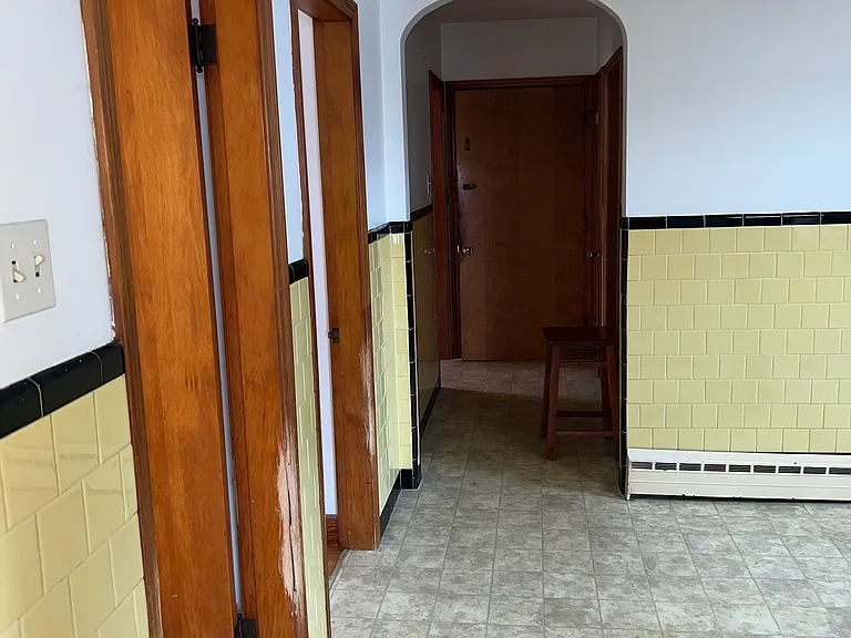 6 Everett Ave #1 — Photo 11