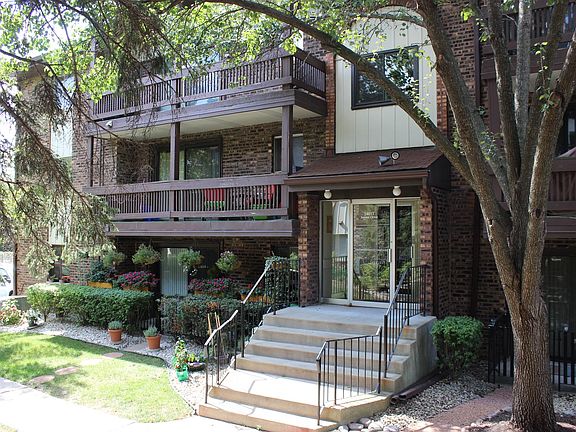 4th image of 14011 James Dr APT 609