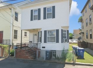 24 Thompson St, New Bedford, MA 02740