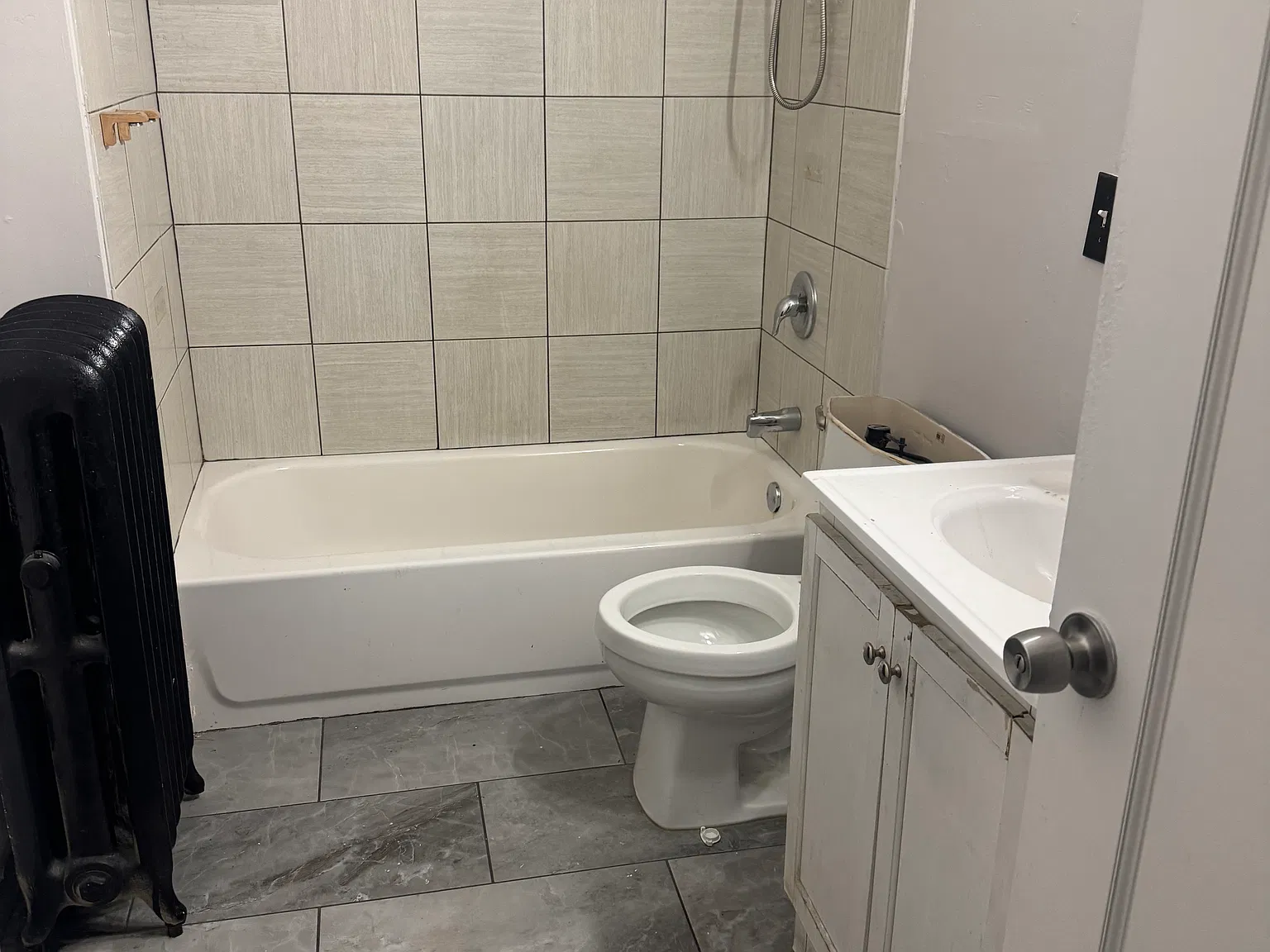 2 bed, $1,990 — Photo 3