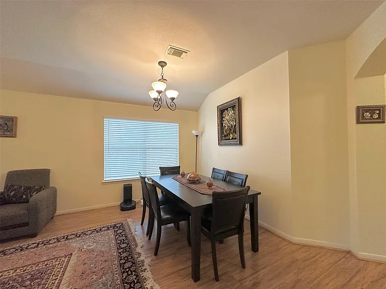 2211 Winding Hollow Dr — Photo 6