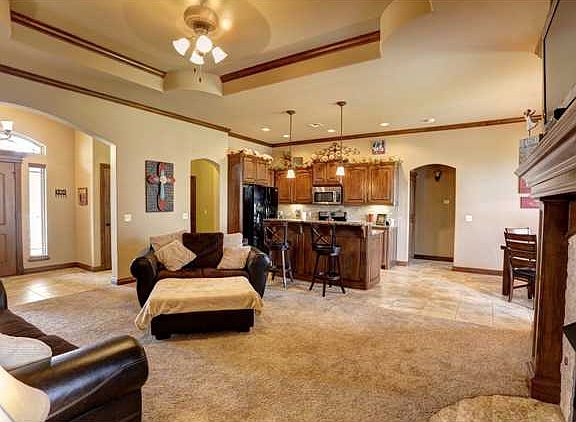 4th image of 1316 Brody Ct
