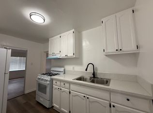 921 E 5th St #4, Long Beach, CA 90802