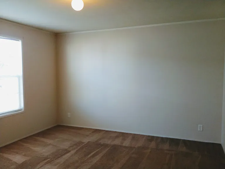 3951 Bentwood Cir W — Photo 28