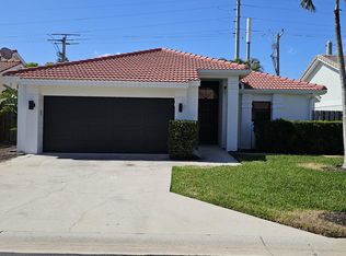 1303 Naples Lake Dr, Naples, FL 34104