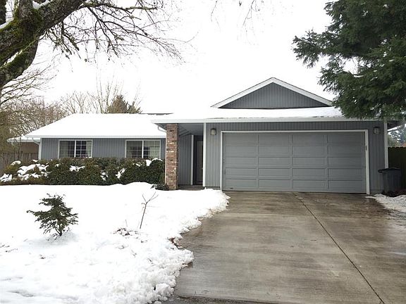 2nd image of 14908 NE Sorrel Dr