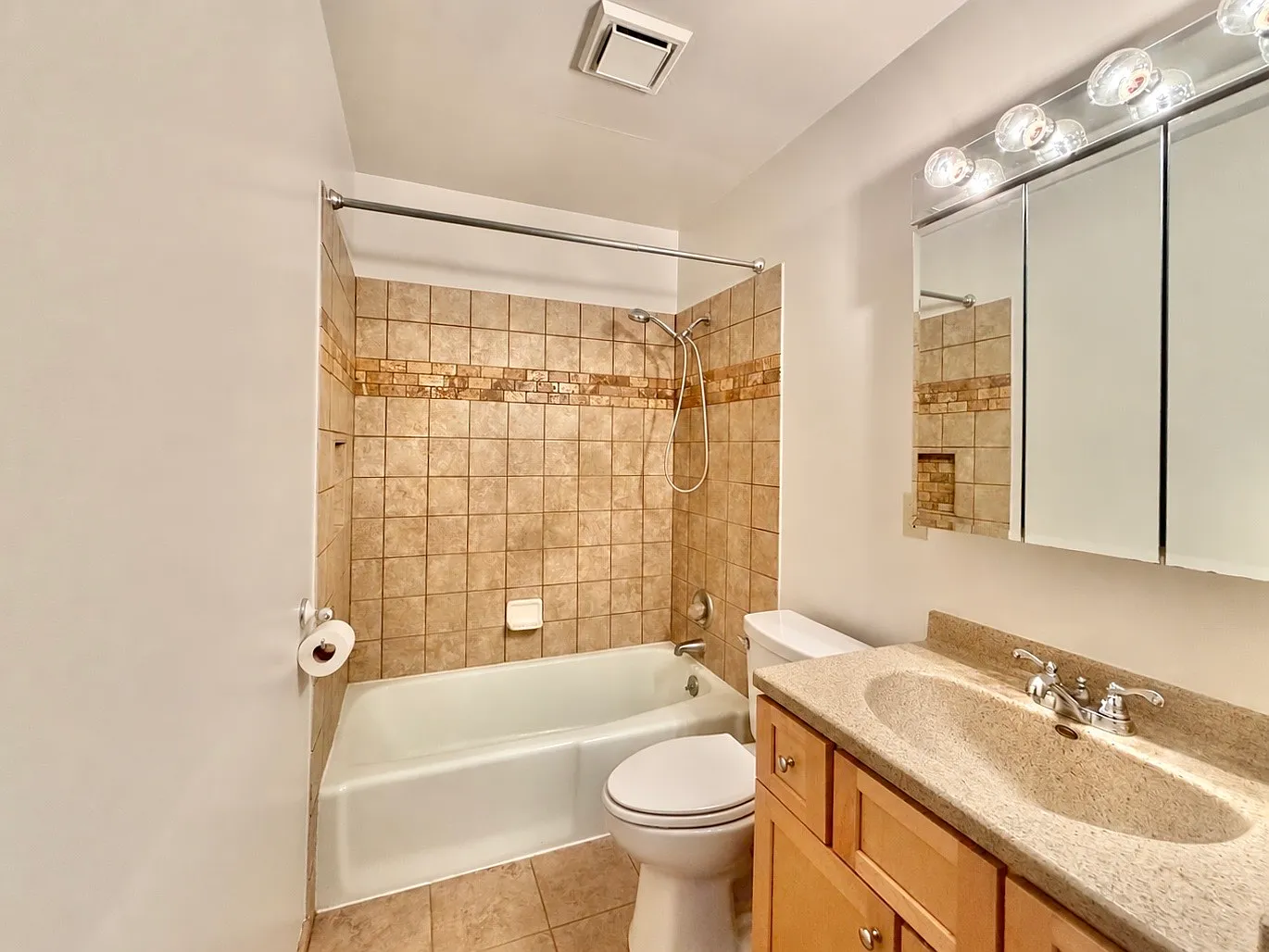 117 York Road - 12 — Photo 3