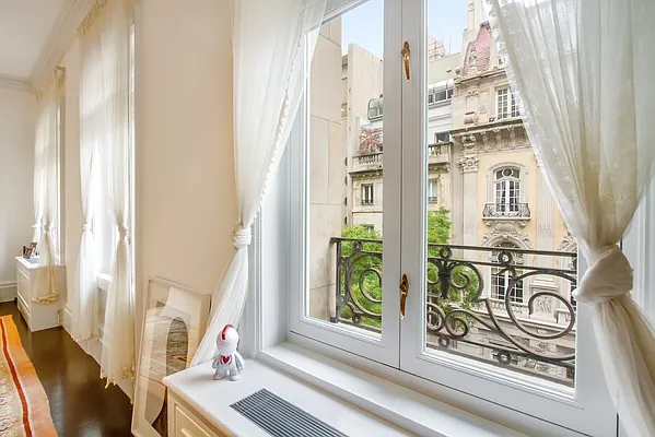 Rented by Compass | media 5