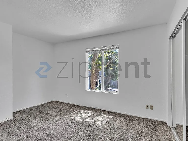 2005 San Jose Dr #241 — Photo 12