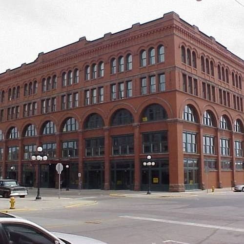 Call Terminal Apartments