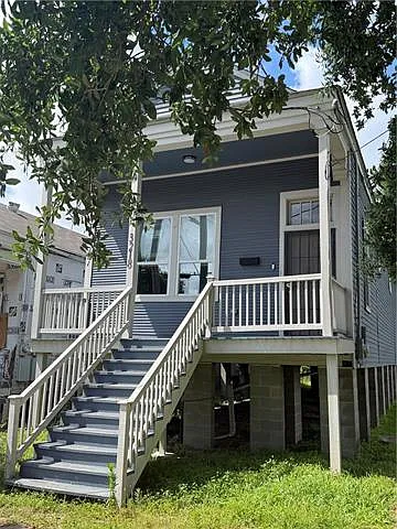 3218 Jackson Ave Photo 1