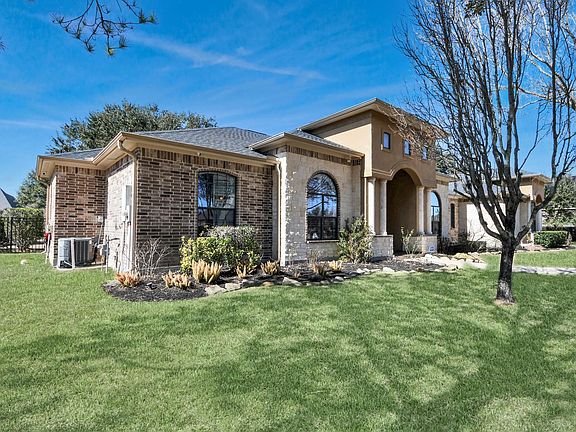 2nd image of 3603 Paseo Royale Blvd