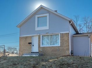 8123 W Capitol Dr, Milwaukee, WI 53222