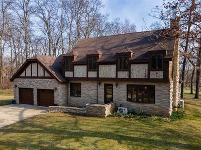 3860 Amber Lane, Deerfield, WI, 53531