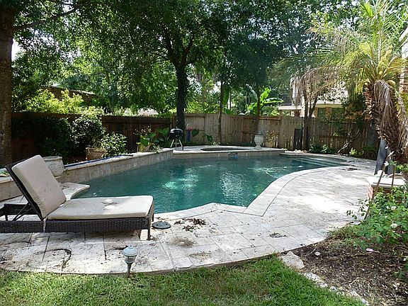 4th image of 6027 Hidden Lakes Dr