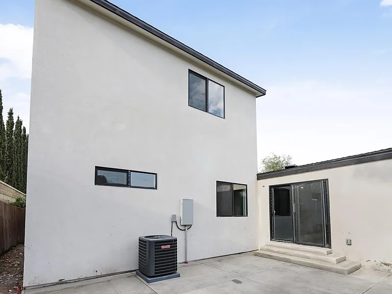 5311 Hewlett Dr — Photo 33