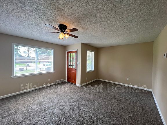 2nd image of 3508 Boeingshire Dr