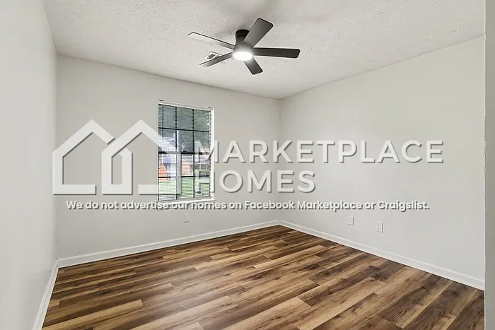 2070 Scarbrough Trl E — Photo 20