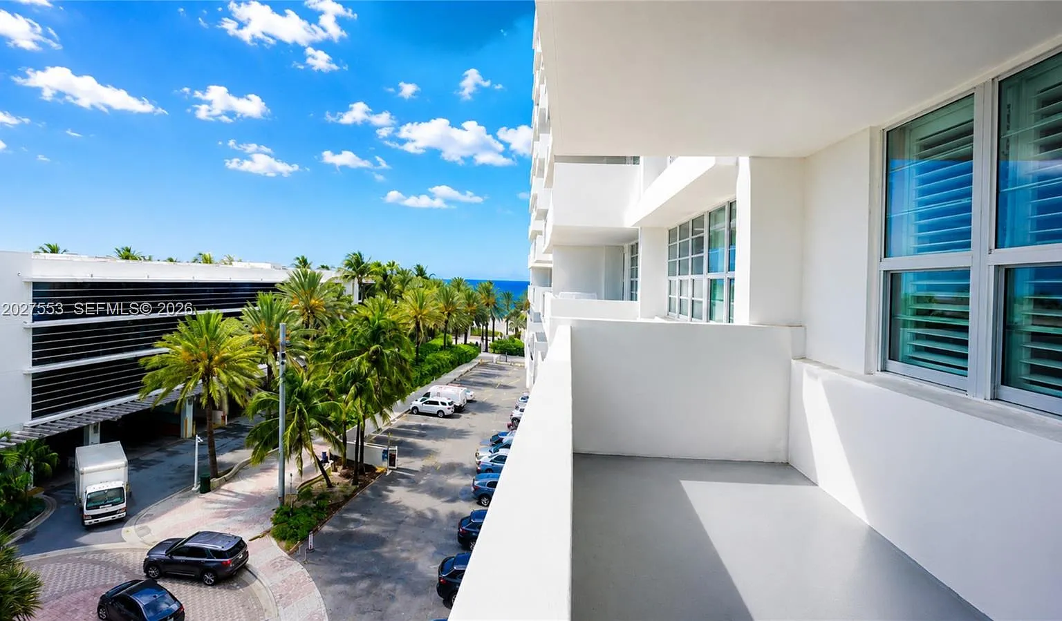 The Decoplage Condo — Photo 4