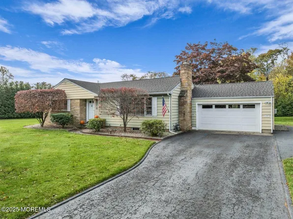 201 Dogwood Lane, Lincroft, NJ 07738