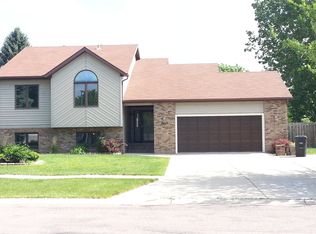 3125 24th Ave S, Fargo, ND 58103