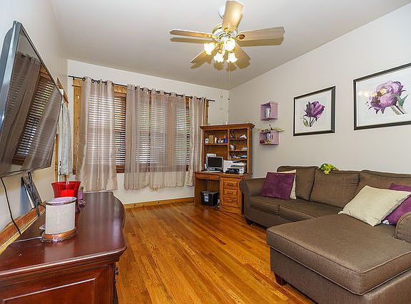 5th image of 2412 W Moffat St