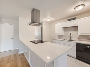5300 Hendrix Dr, The Colony, TX 75056