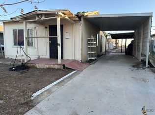 934 Martin Pl, Brawley, CA 92227