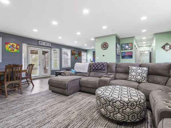 75 Hilltop Lane, Branson, MO 65616