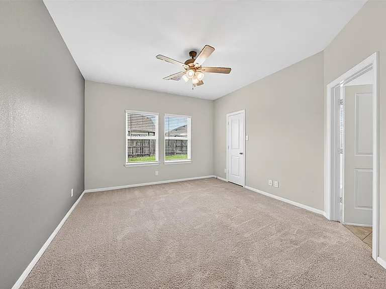 2429 Abbot Brook Dr — Photo 22