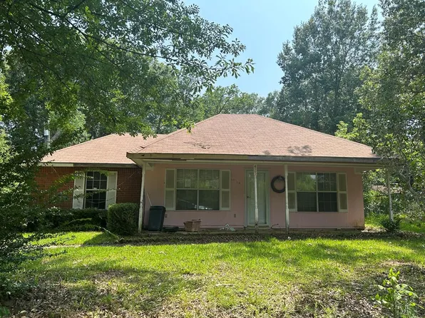 425 Marsalis St, Centreville, MS 39631