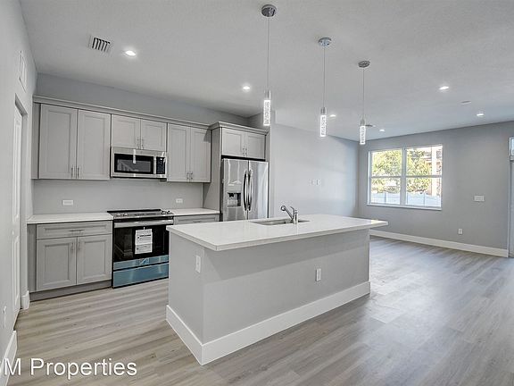 4th image of 2633 Frederick Blvd
