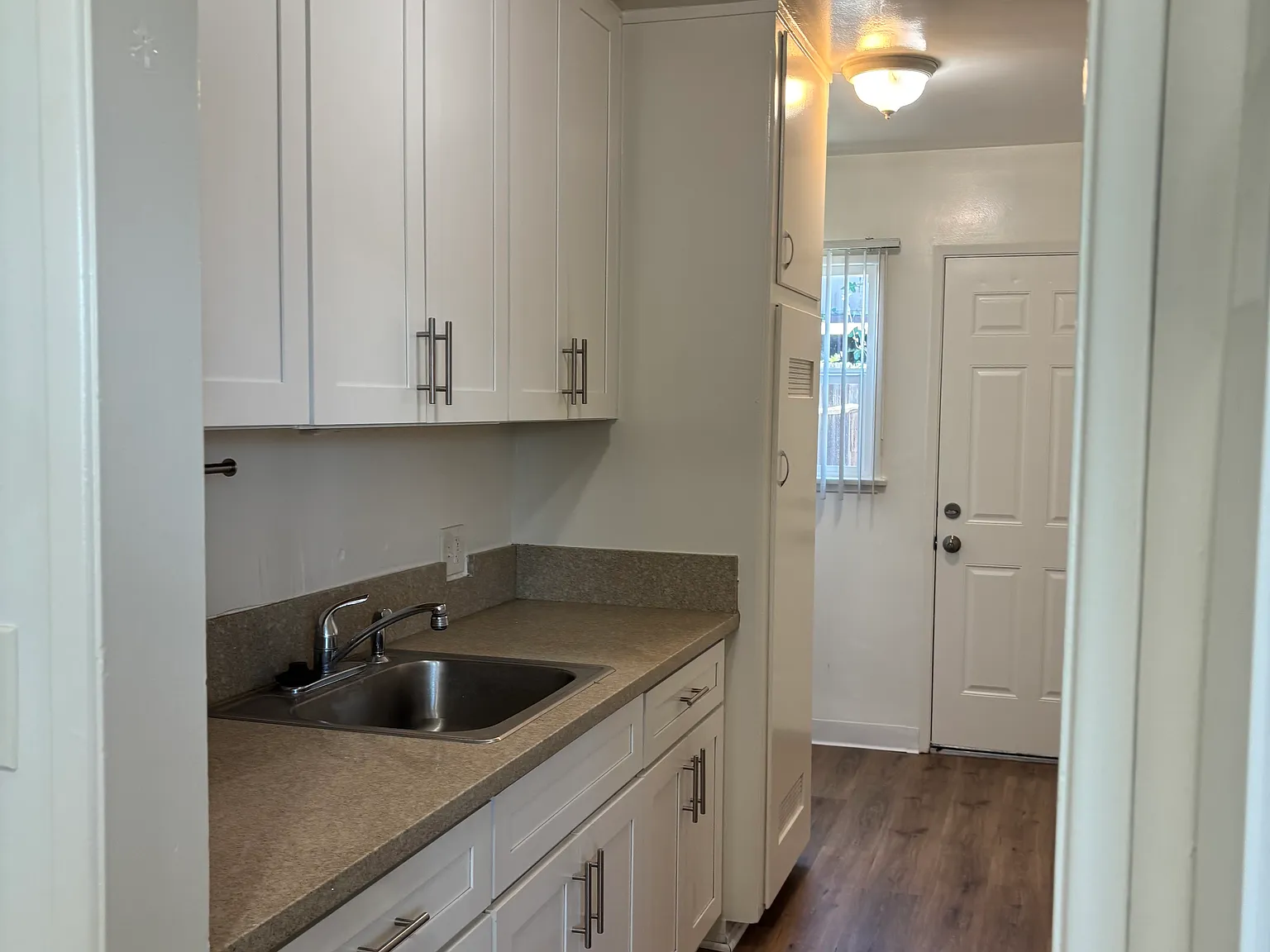 1 bed, 550 sqft, $2,150 — Photo 4