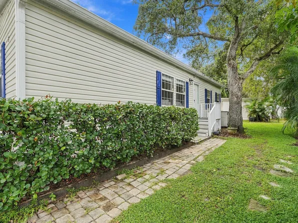 2555 Pga Boulevard #37, Palm Beach Gardens, FL 33410