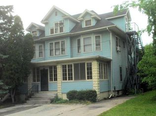 501 Broadway St APT 2, Niles, MI 49120