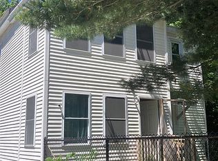 15 Svenson Ave, Worcester, MA 01607