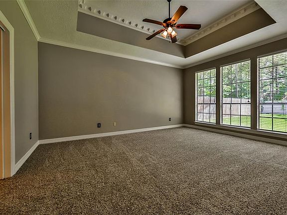 4th image of 2315 Mountain Lake Dr