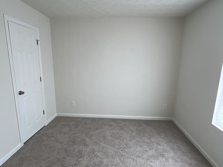 6786 Browns Mill Ferry Ct — Photo 7